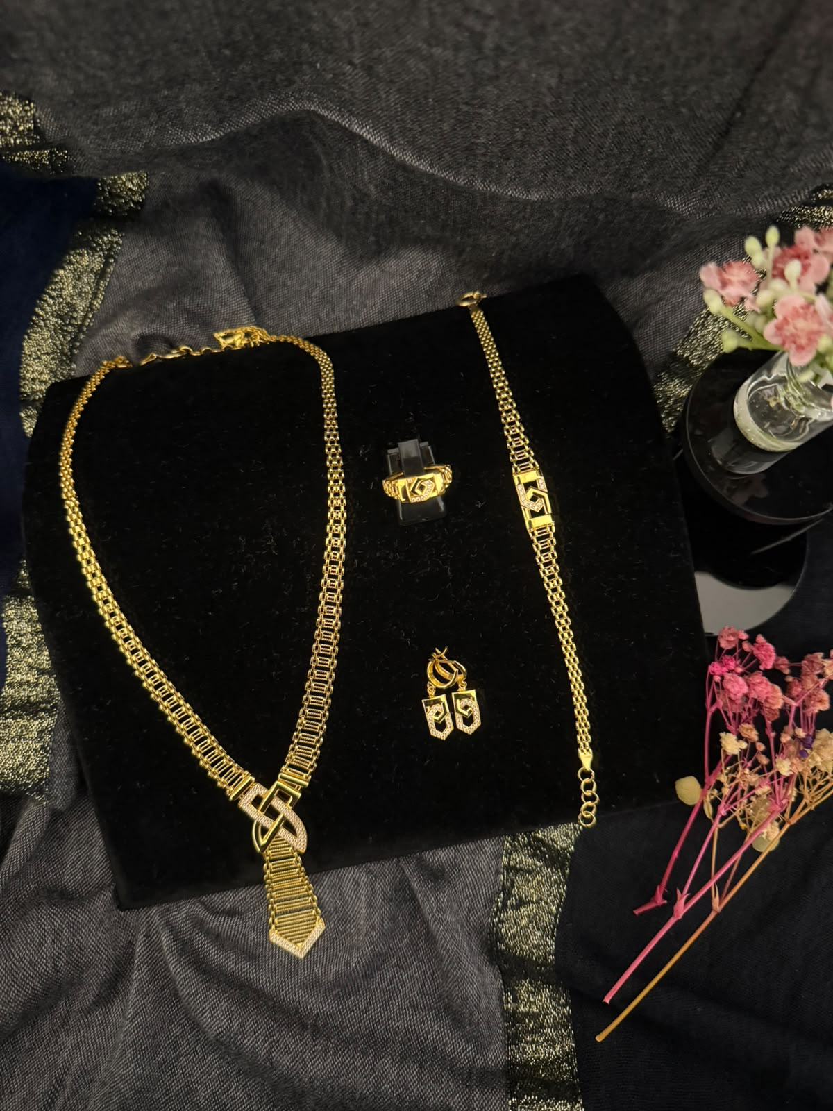 Equity Jewellery Store Display